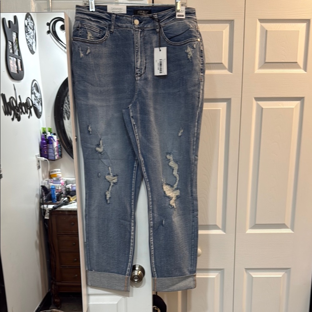 Judy Blue Distressed Blue Jeans